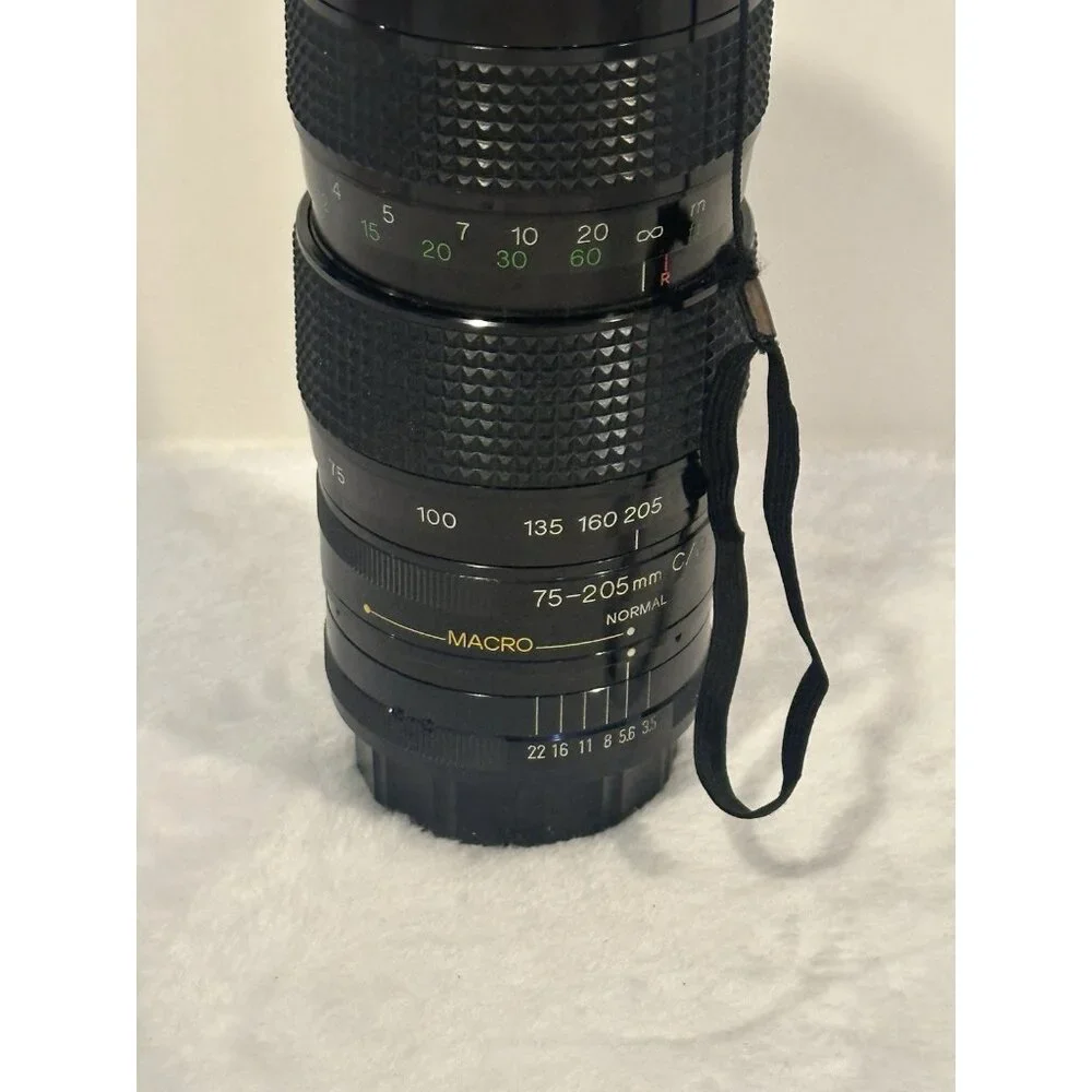 soligor‎ Auto Zoom Macro Camera Lens 1:3.5 With Case
